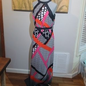 Gibson Latimer Black and Pink Geometric Maxi Dress